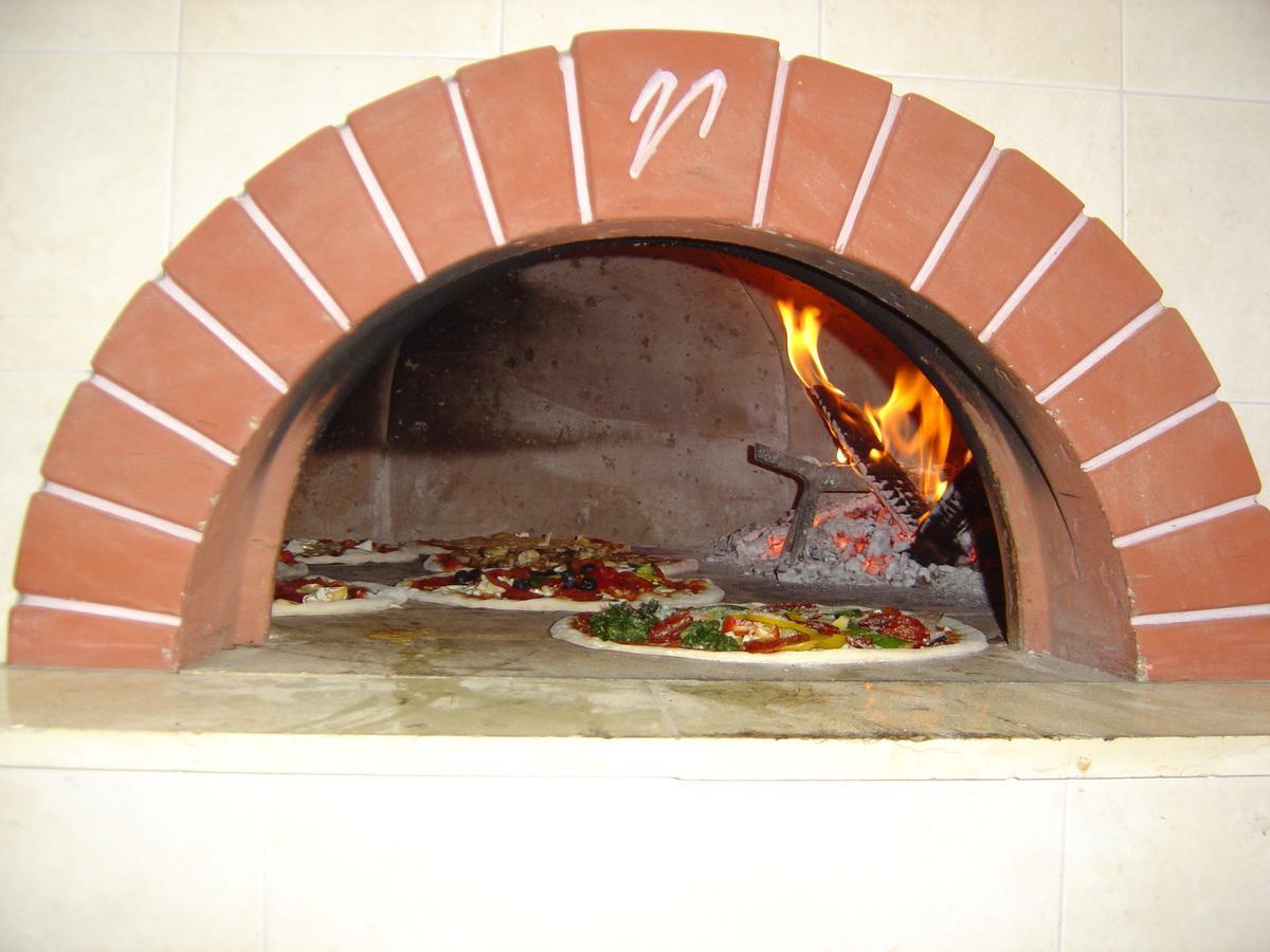 Gasthof Pizzeria Unterwirt コッレピエトラ エクステリア 写真