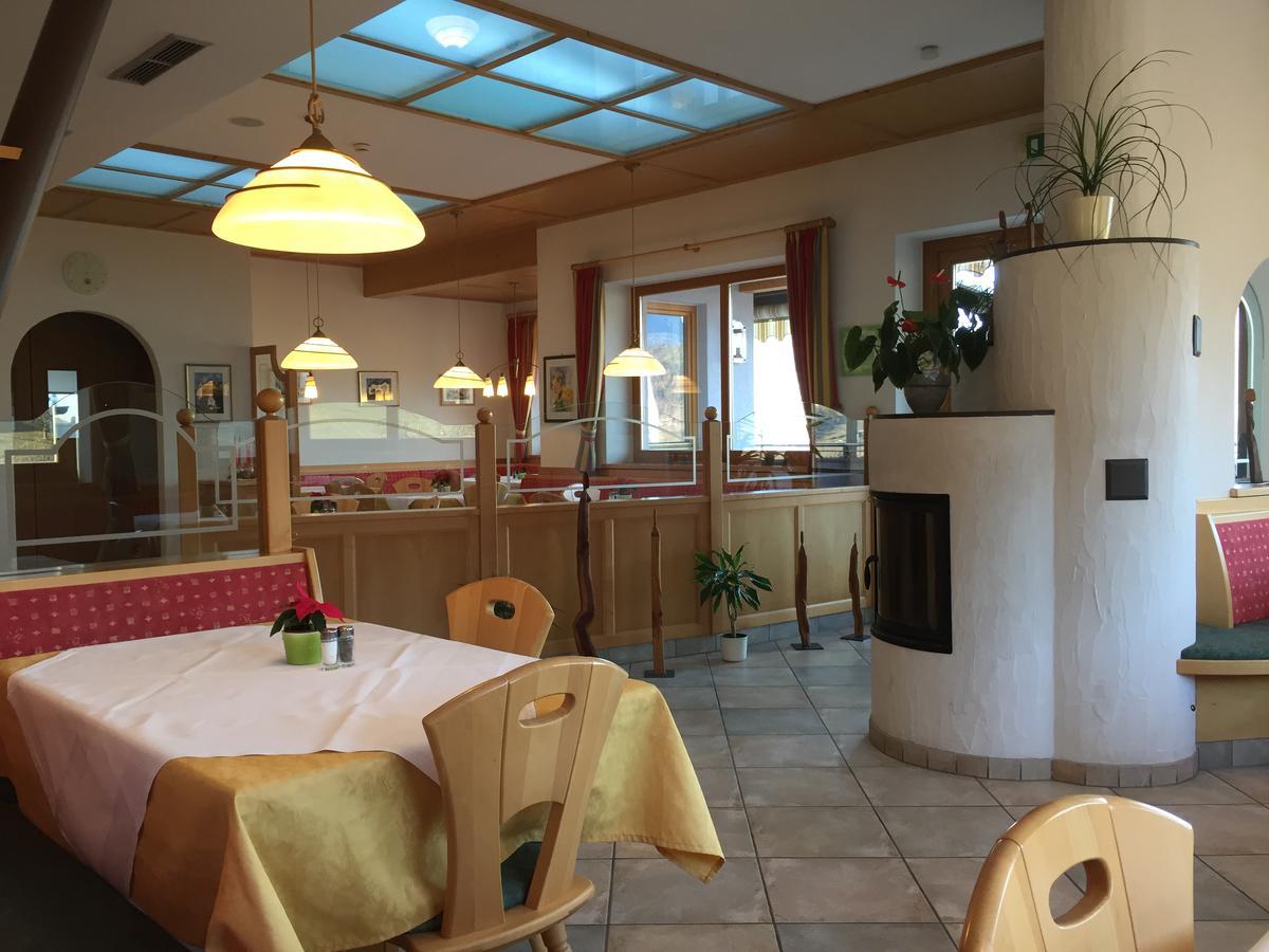 Gasthof Pizzeria Unterwirt コッレピエトラ エクステリア 写真
